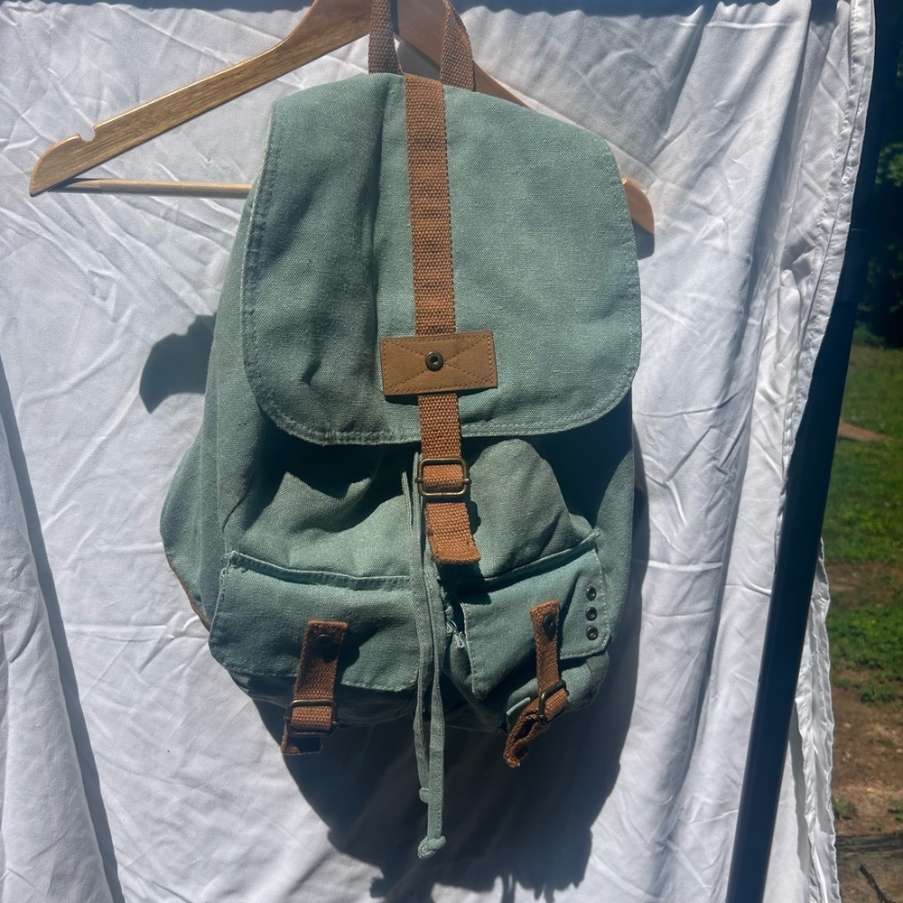 Purse/back pack - Picture 2 of 2